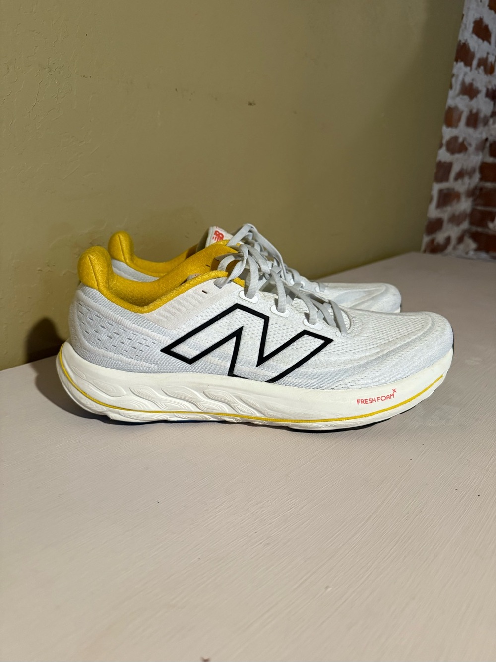 New Balance Fresh Foam X Vongo V6 Men's Size 11.5